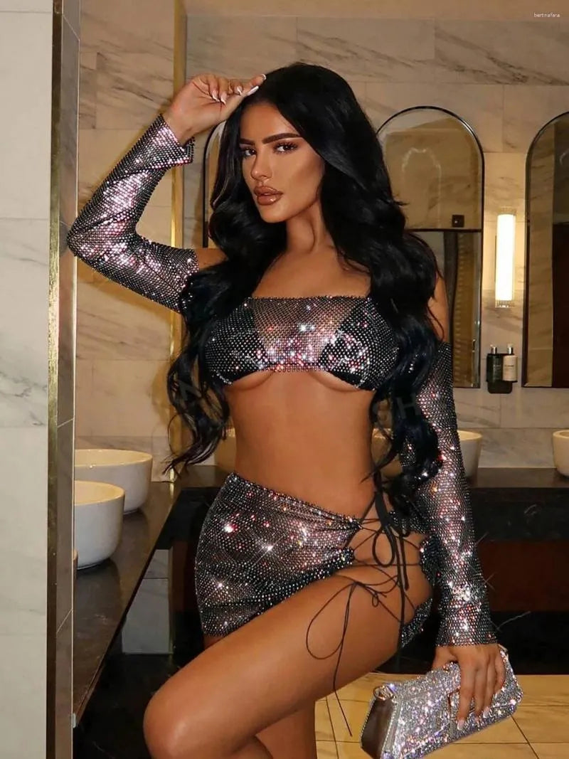 Work Dresses Women Glitter Diamond Backless Crop Tops Sexy 2 Piece Set Crystal Rhinestone Fringe Mini Skirt Club Party Rave Festival Outfit